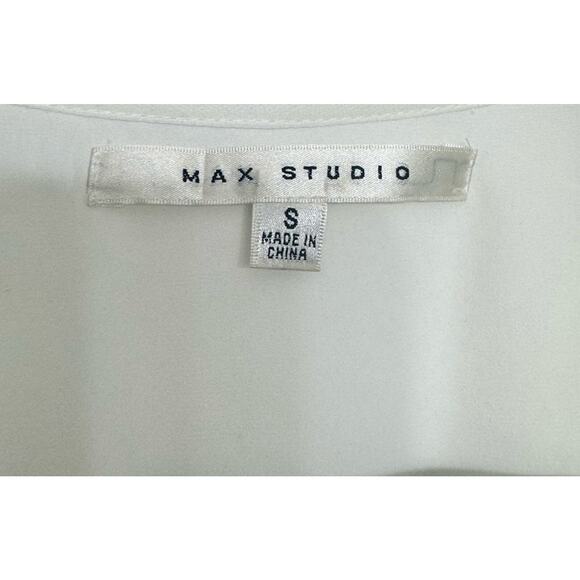 Max Studio White Sleeveless V-Neck Blouse Womens Small Minimalist Chic Workwear - Picture 4 of 7
